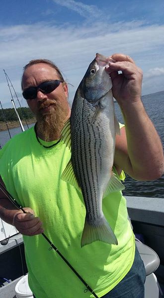 Big Fish Striper Fishing On Lake Texoma (16)
